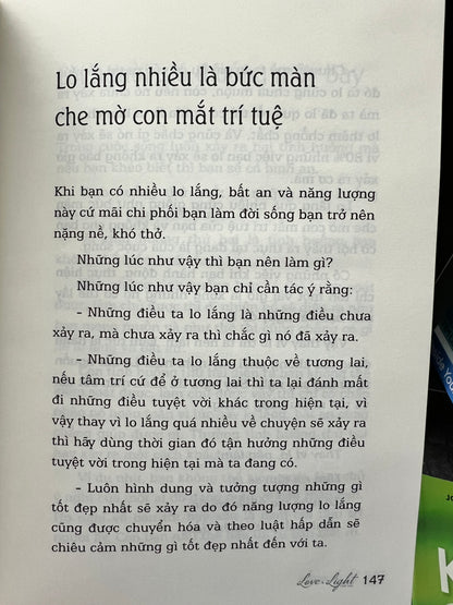 Yêu Thương và Trí Tuệ