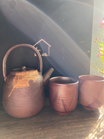 Golden Leafs  Bizen Tea Set (Signed)